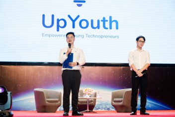 Vườn ươm khởi nghiệp công nghệ cho sinh viên Việt